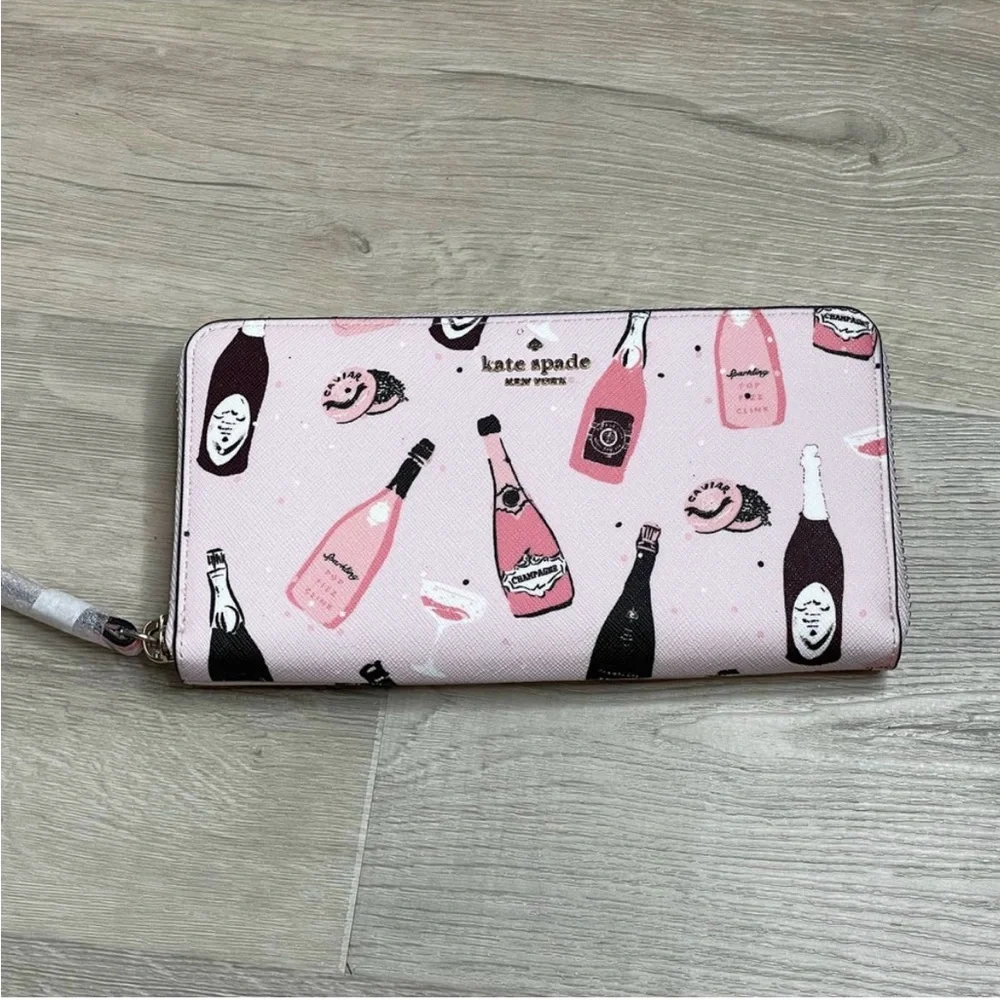 New with tags Kate Spade Shore Street Margaret’s Champagne  wallet - Picture 3 of 8